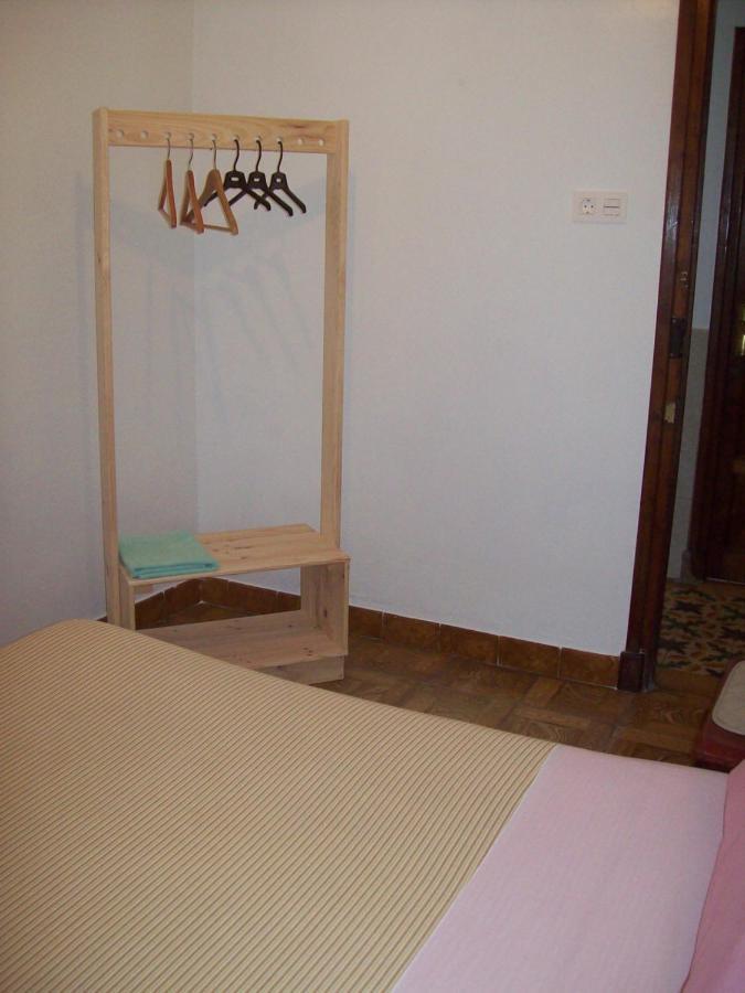 Pension Los Pinos Gijón Exterior foto